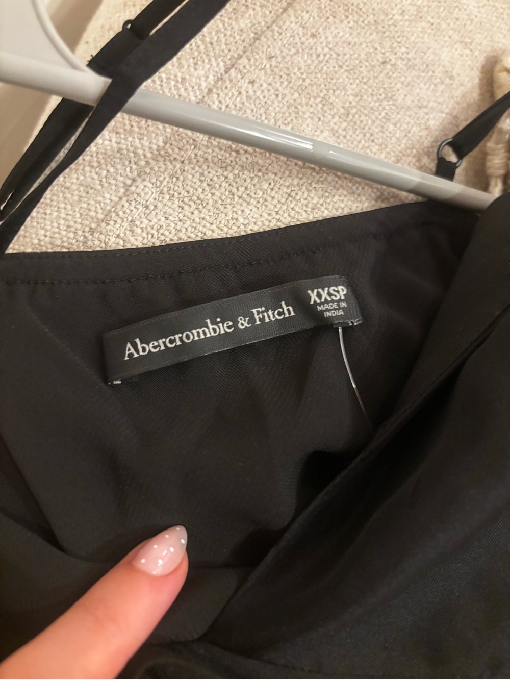 Abercrombie & Fitch Black Ruffle Tiered Slit Maxi Dress - Picture 8 of 11